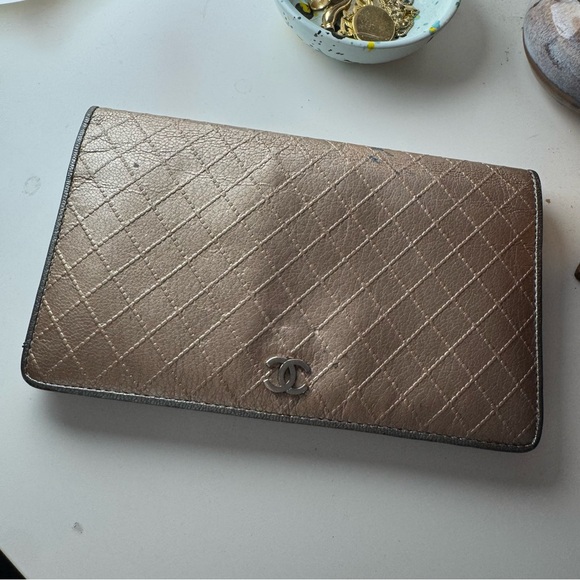 CHANEL Handbags - CHANEL Vintage Authentic Quilted CC Logo Wallet - Metallic Bronze